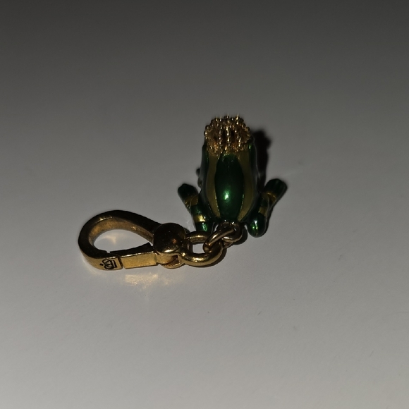 Juicy Couture Frog Prince Charm - Picture 4 of 5